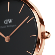 Orologio donna Daniel Wellington Petite Black Cornwall 28mm DW00100247