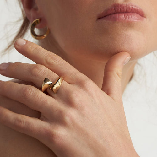 Anello donna Unoaerre contrarié dorato 2230