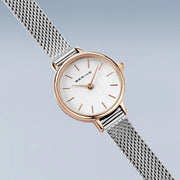 Orologio con Bracciale donna Bering CLASSIC 11022-064-LOVELY-2-GWP170