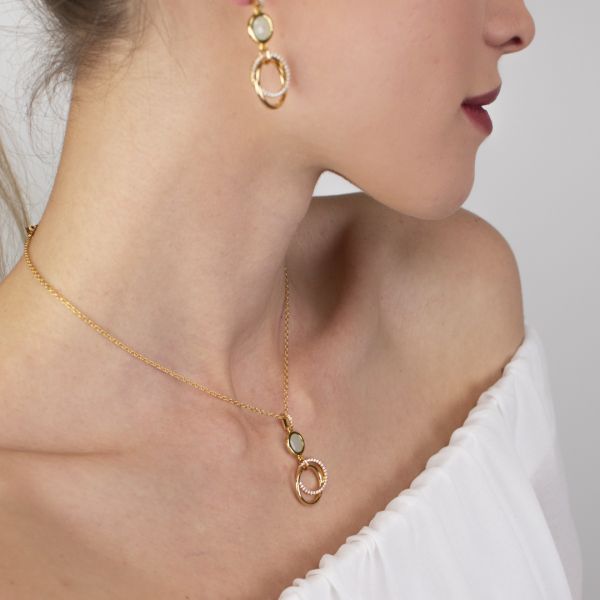 Collana donna Boccadamo placcata in oro giallo con pendente in pietra seguito da un doppio pendente circolare XGR707D